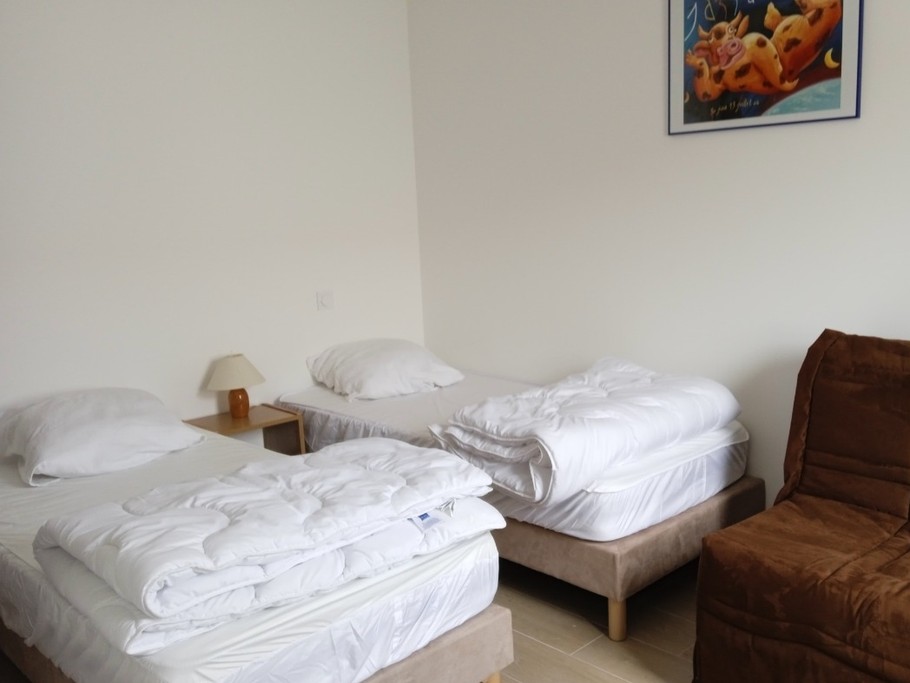 Chambre 3 avec deux lits en 90