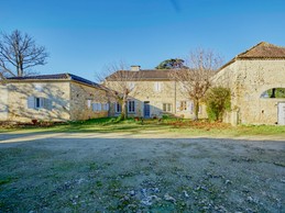 Entrée du gîte Charme