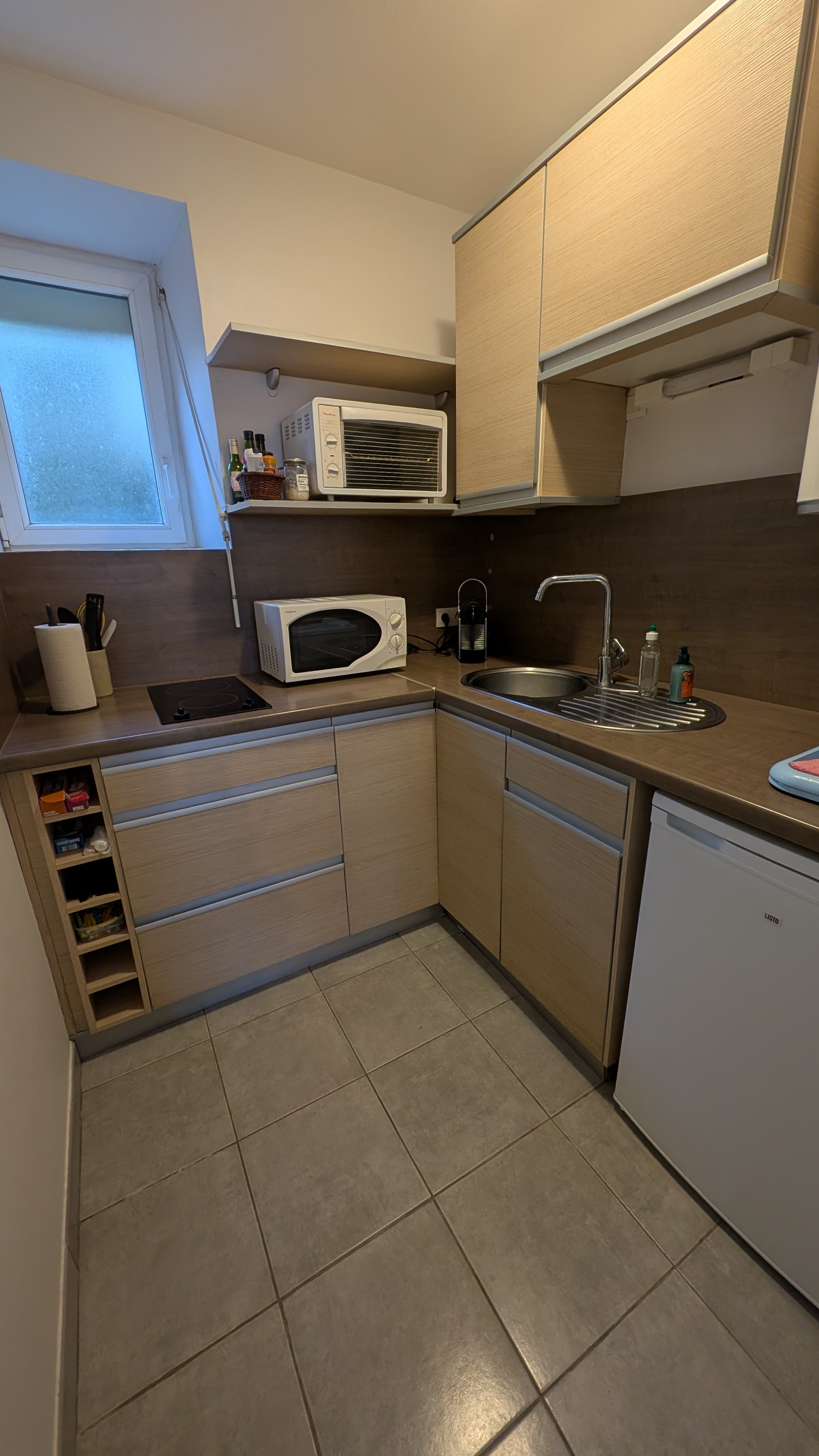 cuisine fermée et équipée