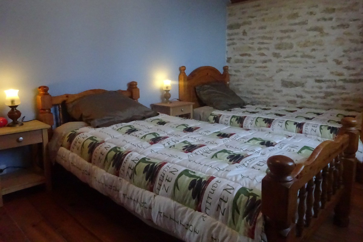 Gîte dans le Jura - chambre 2 lits