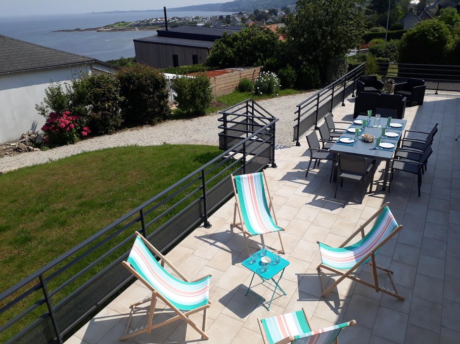 Terrasse avec vue sur mer