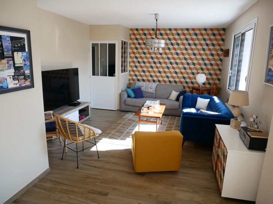 House 1: living room