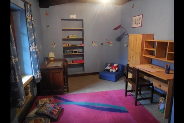 Gîte de pêche, au bord de la rivière La Creuse, 6 personnes, à Glénic en Creuse