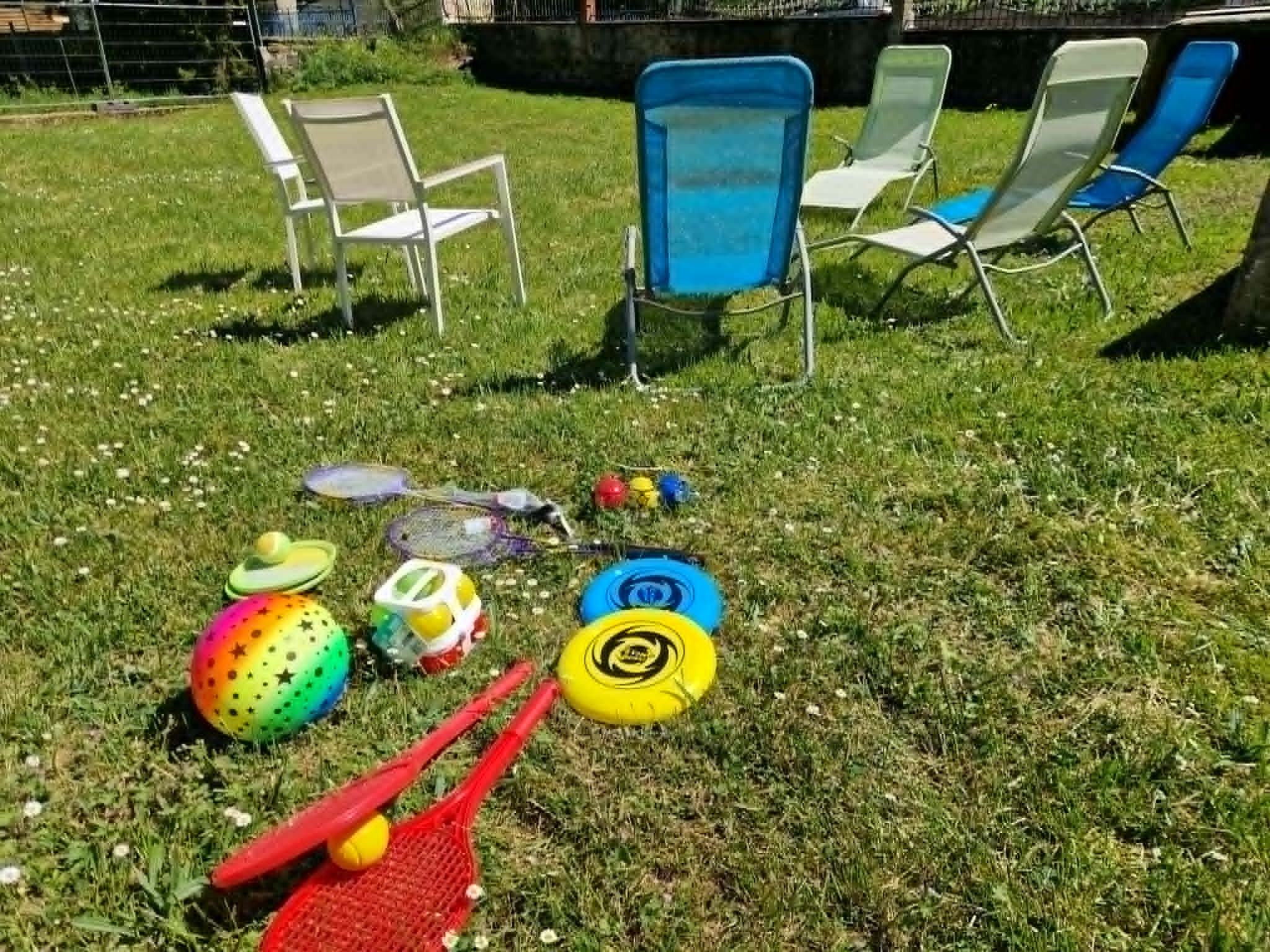 Garden and games for children - Gîte de la Forêt