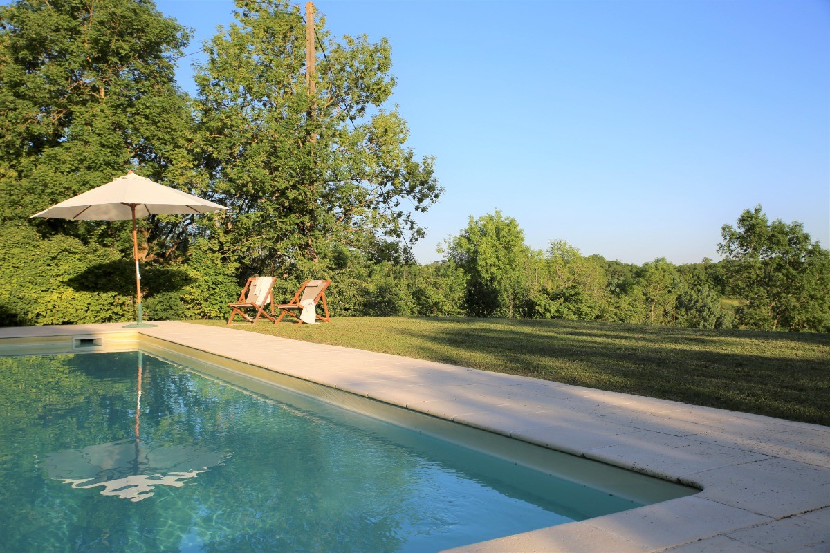 Piscine no 01 au domaine, Domaine de vacances Boulède, entre Lot et Dordogne, 5 maison de vacances 4 étoiles, 2 piscines