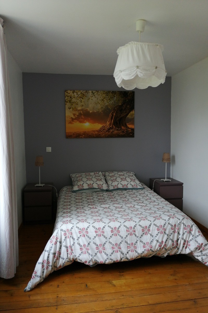 CHAMBRE AVEC LIT 140/190