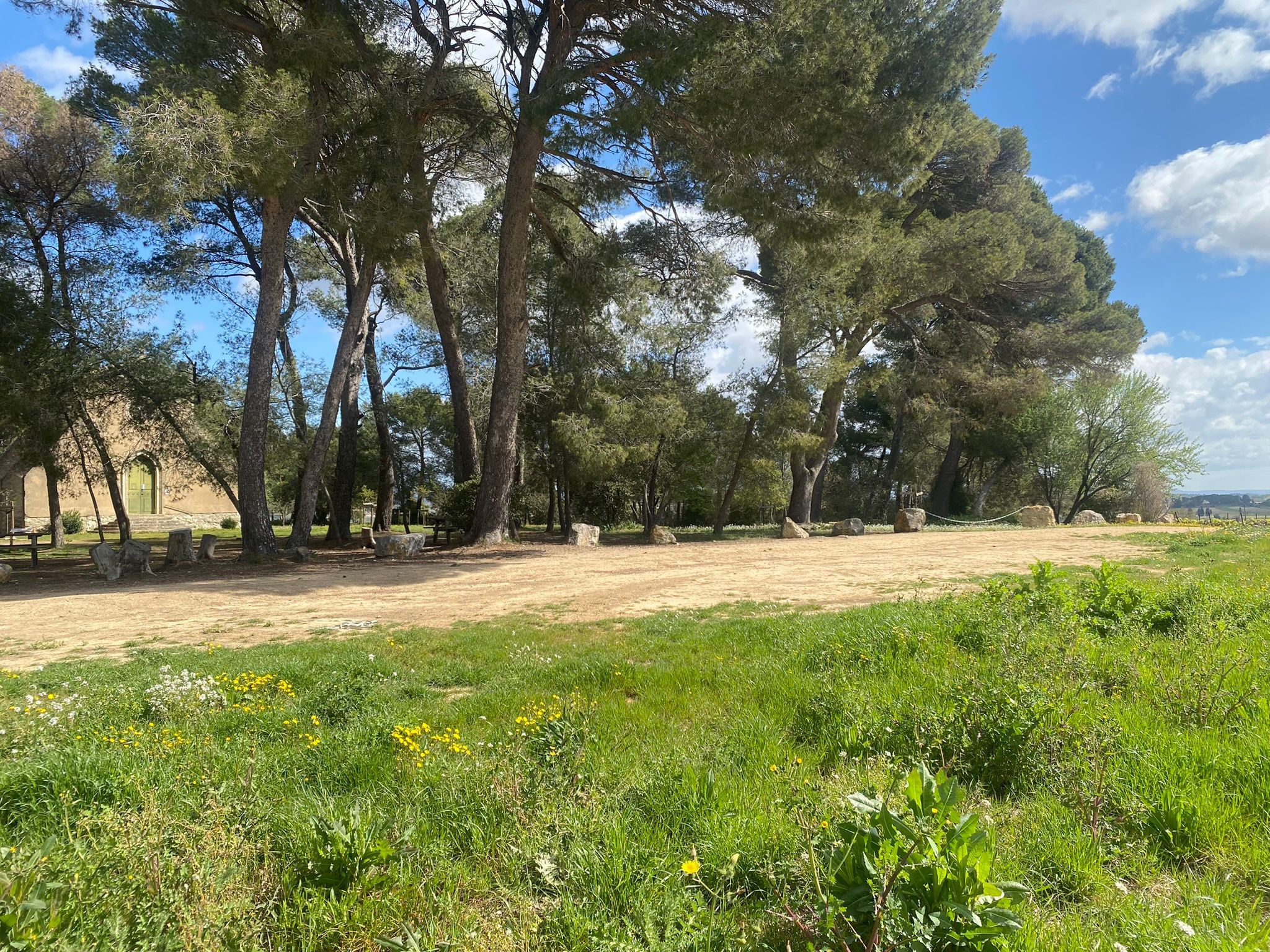 Gîte climatisé à Pailhès – Proche Béziers, plages et nature