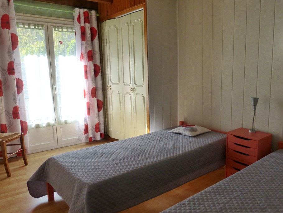 2ème chambre 2 lits 90