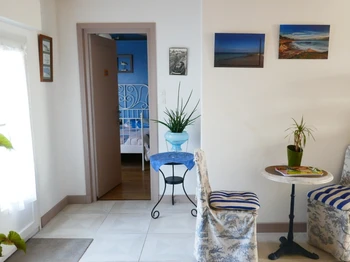 Entrée chambre depuis salon commun