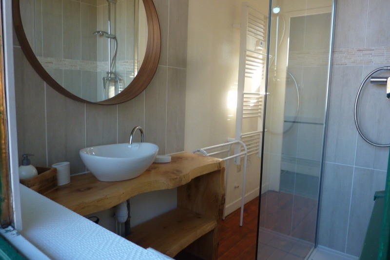 SALLE DE DOUCHE