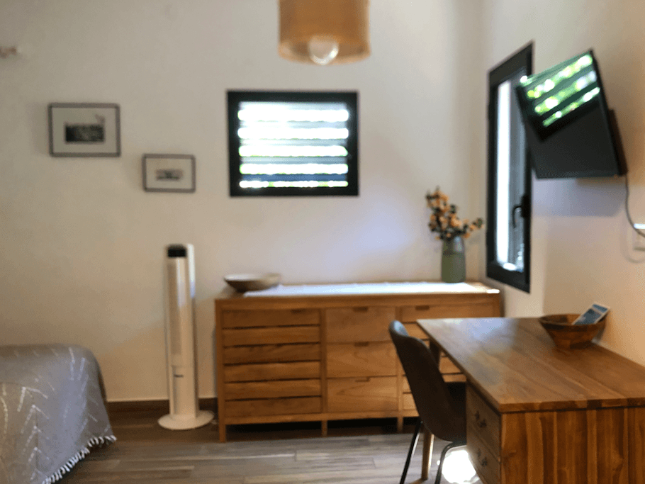 espace bureau, Wifi, connexion usb murale, enceinte bluetooth