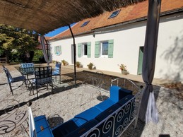 a l'ombre de la pergola