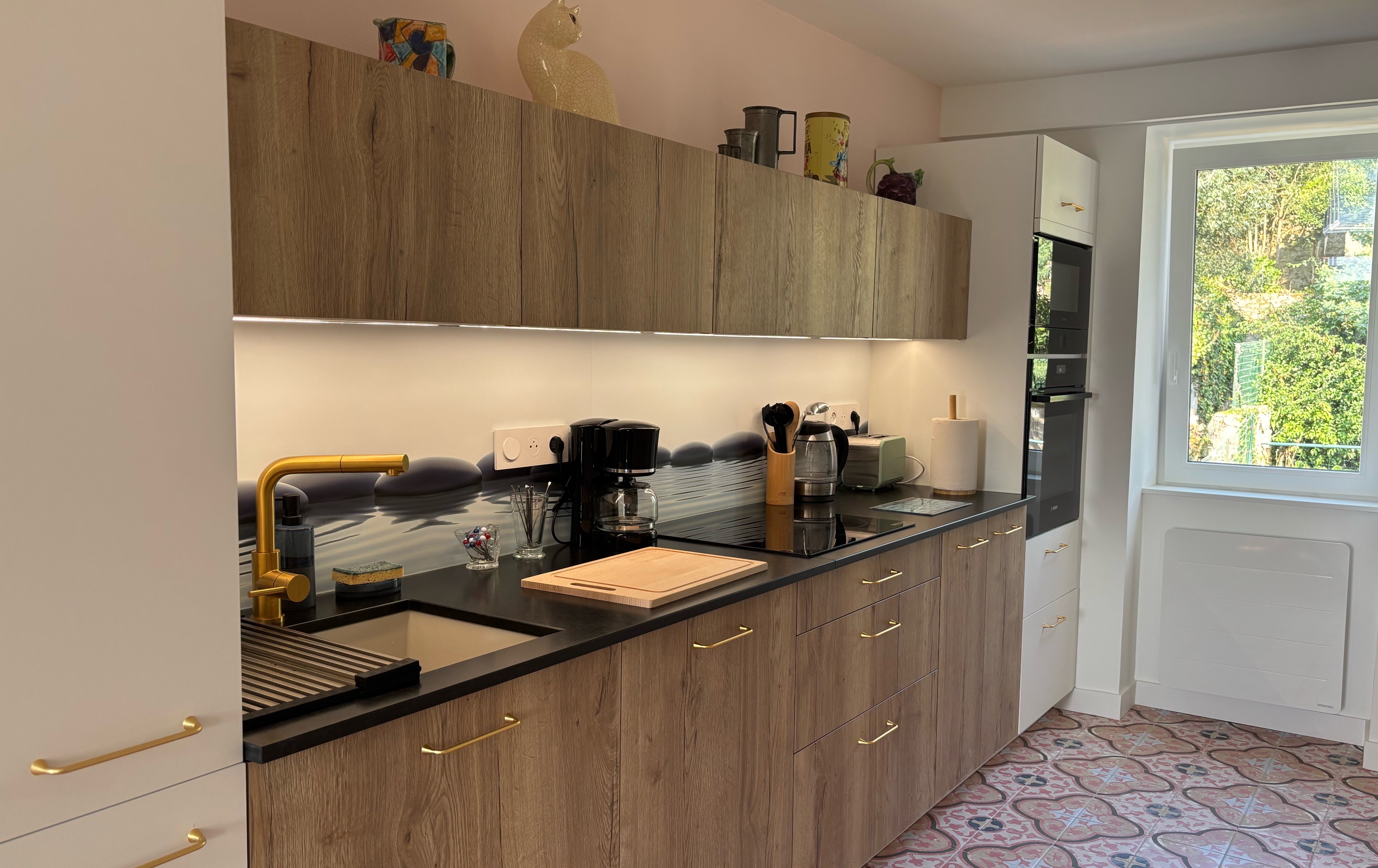 fitted kitchen