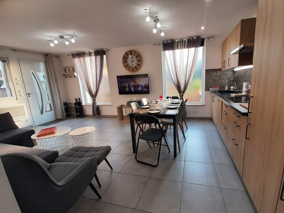 Le séjour et la cuisine