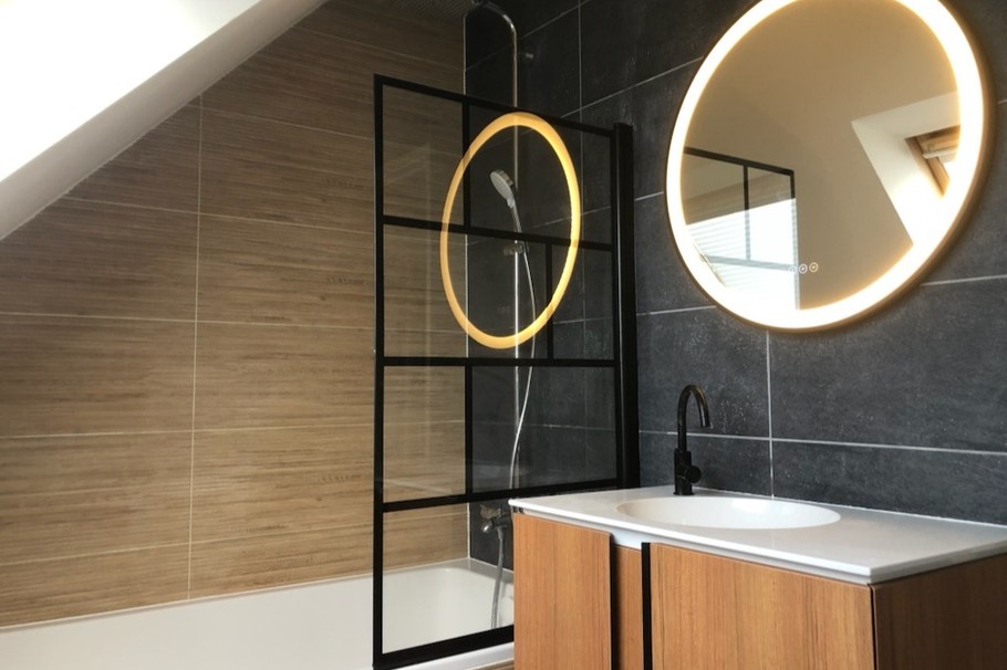 nouvelle salle de bain, à l'étage, new2023