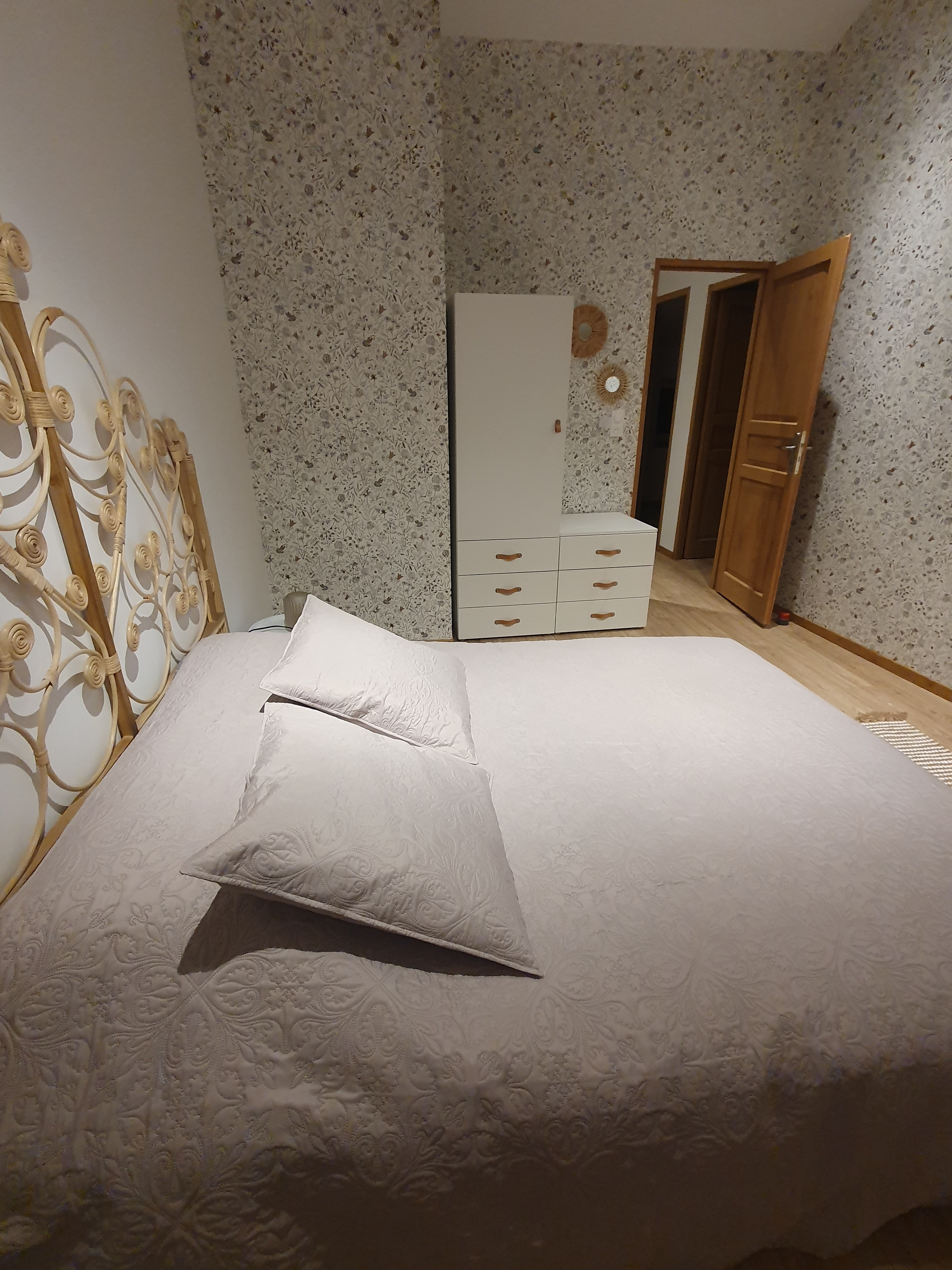 Master bedroom - Gite les bords de l'Amezule, gite Bergamotte