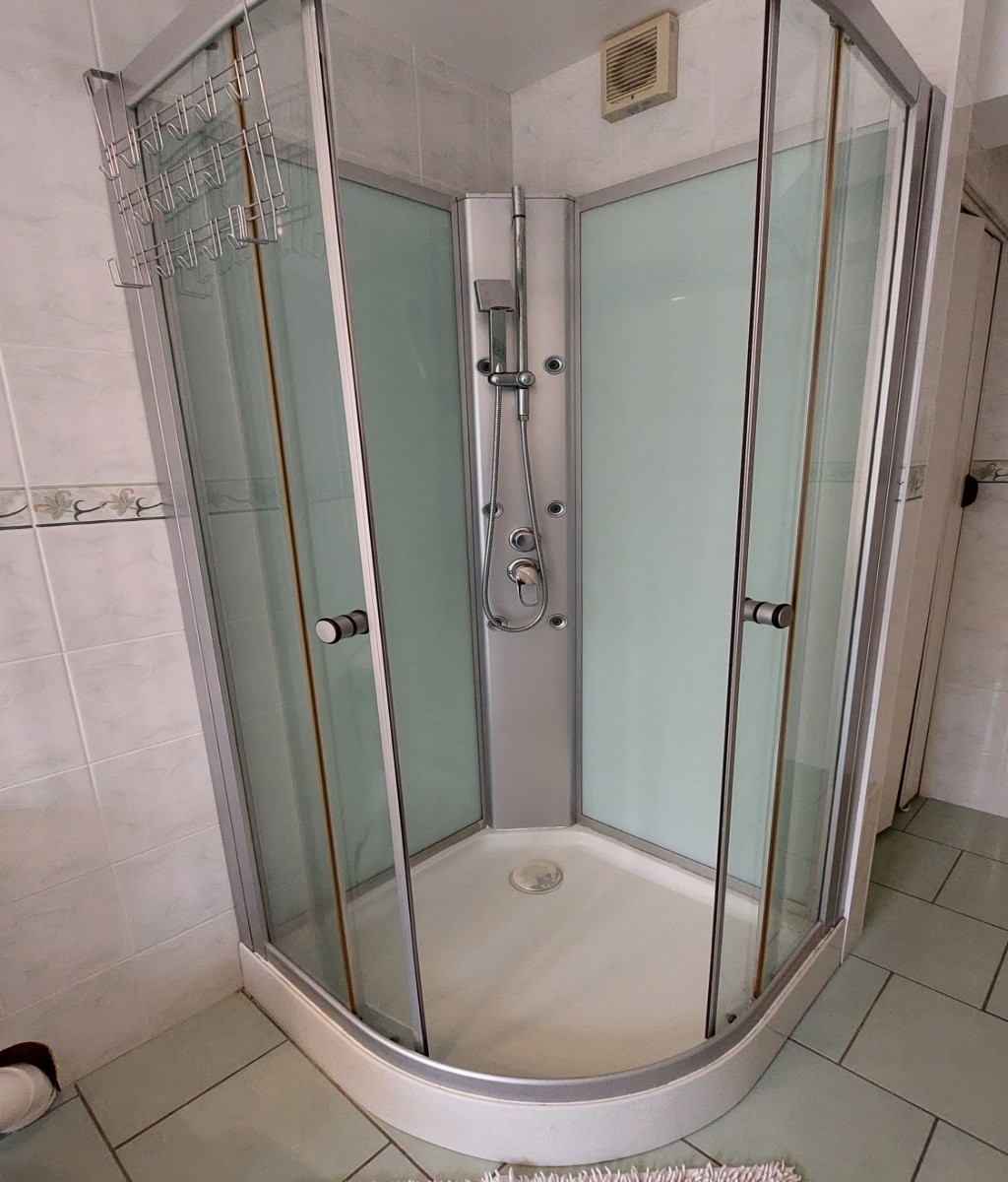 cabine de douche à jets