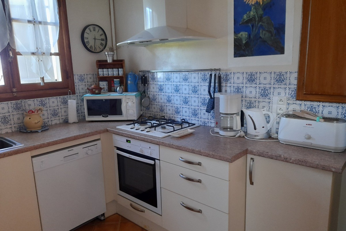 Belle maison de pays - cuisine