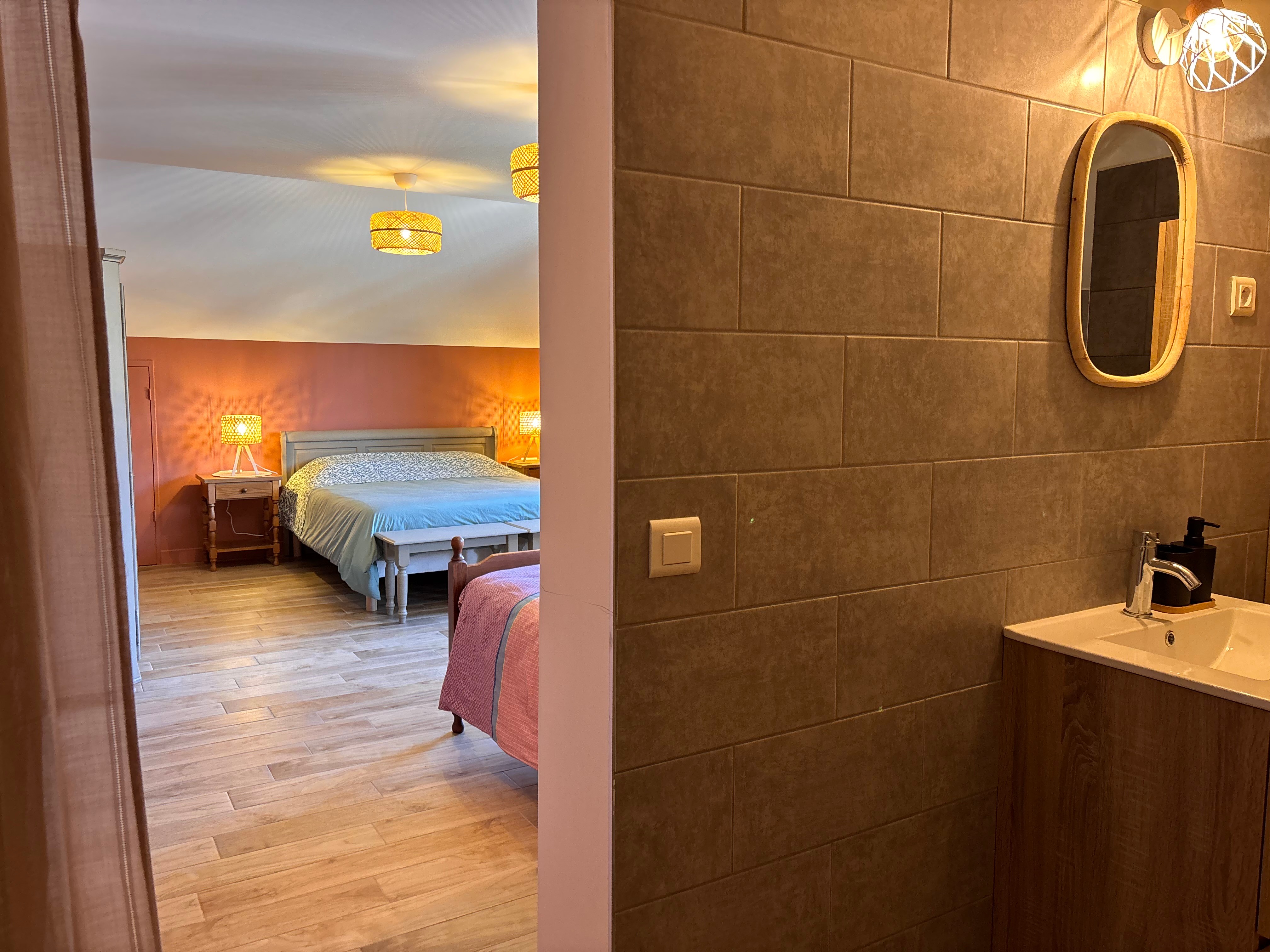 Shower room open onto bedroom 3 - Le Grand Gîte, La Maison des Bons Amis - Saint-Dié-des-Vosges