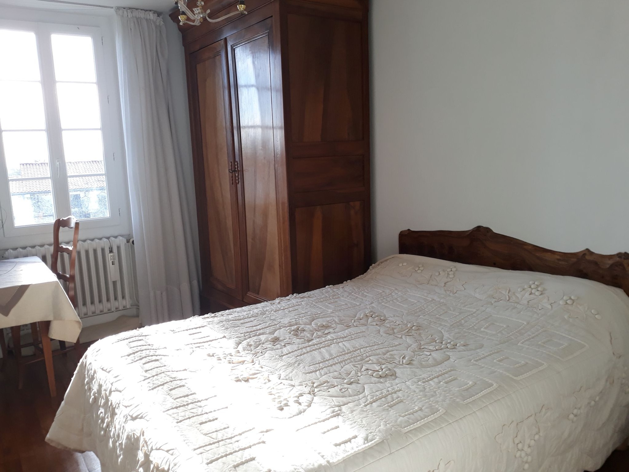 Large house "Bords de Charente" for 5 to 6 people, bedroom 3, in Charente maritime
