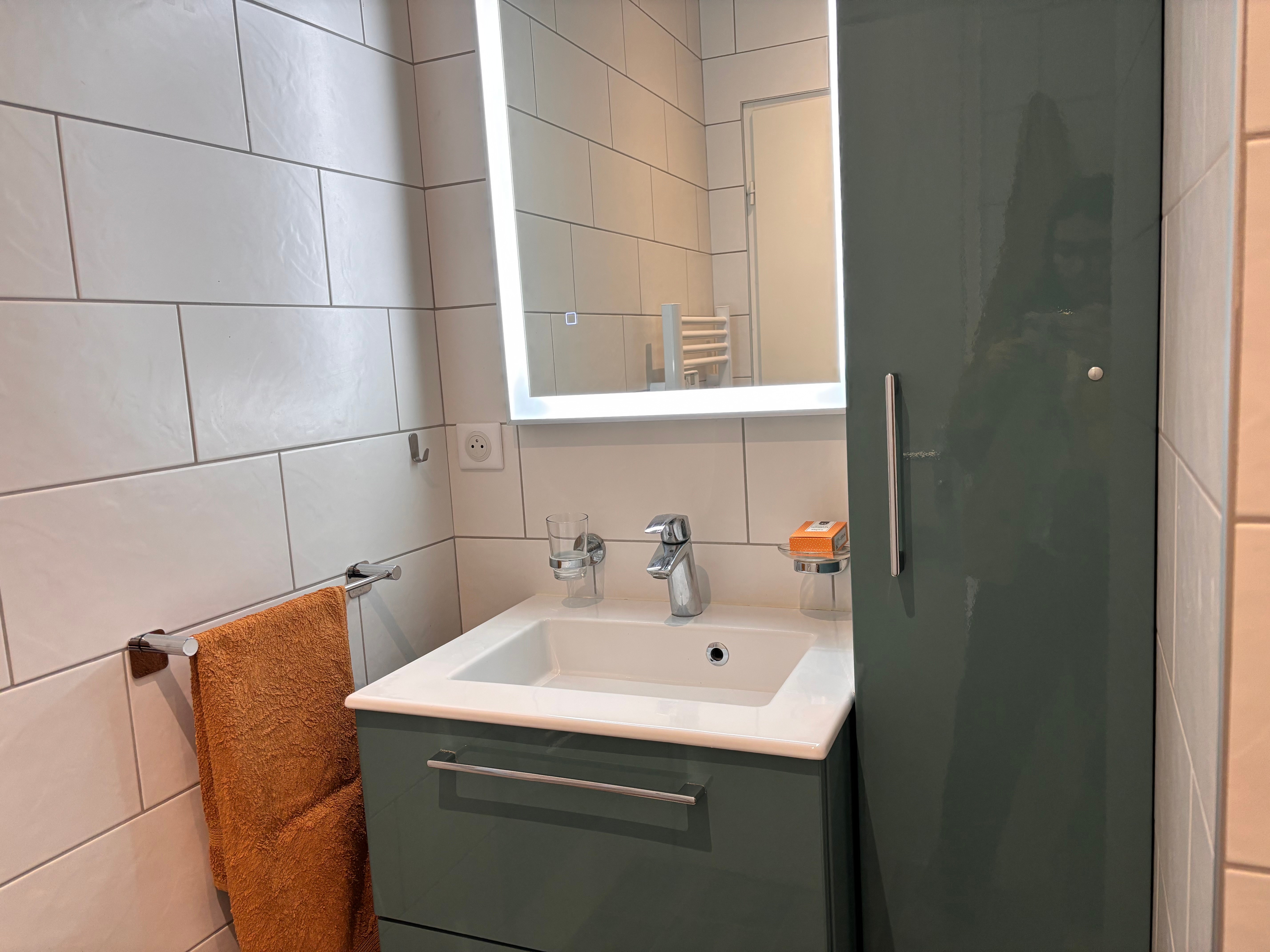 Shower room - Apartment Le Nancy Prouvé- Nancy