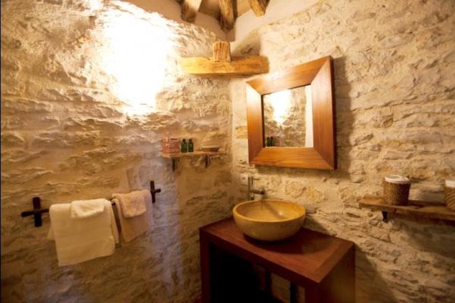 Salle d'eau du pigeonnier