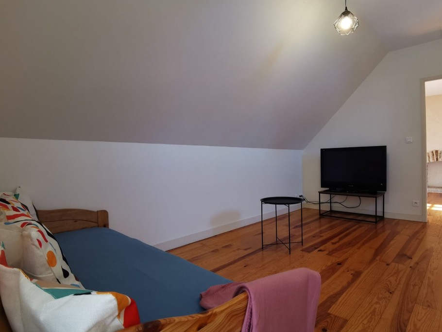 Une mezzanine avec lilt gigogne - 2 lits en 90