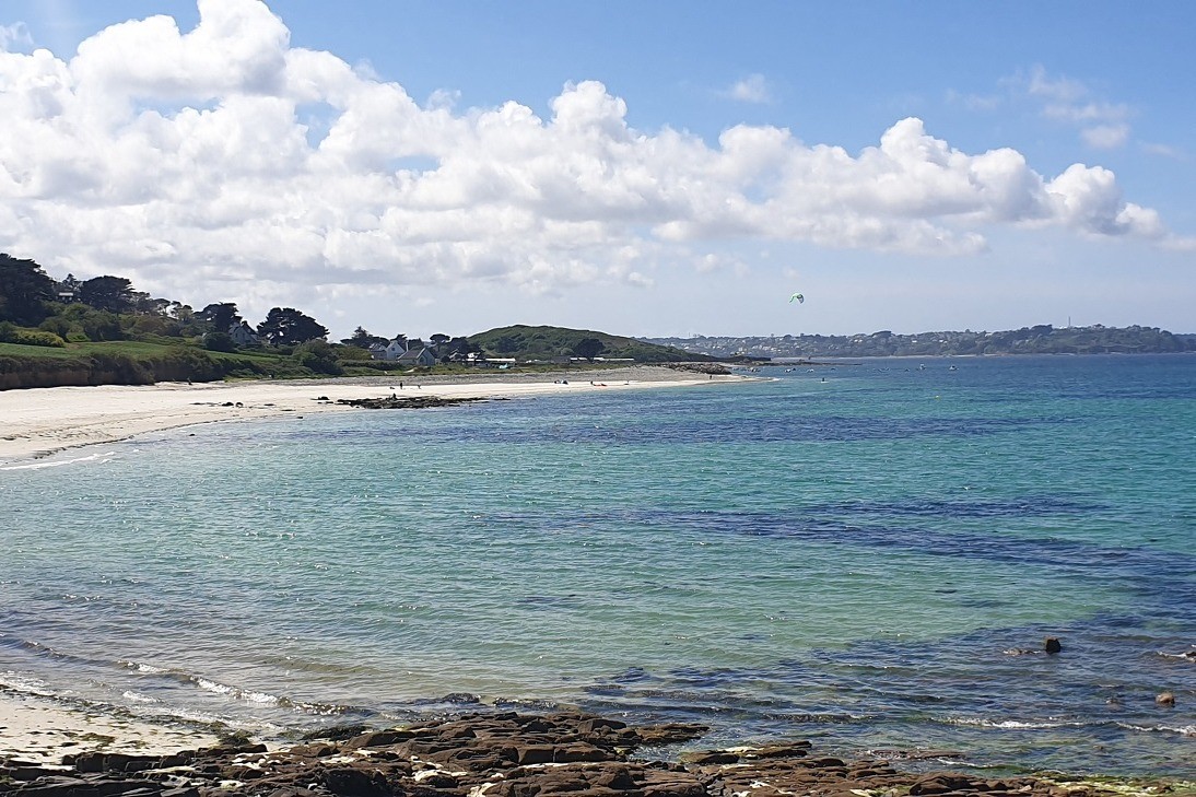 Clévacances - MAISON POUR 4 PERSONNES IDÉALEMENT SITUÉE PRES DE LA MER entre PERROS- GUIREC ET PAIMPOL - COTES D'ARMOR - BRETAGNE - paysage secteur