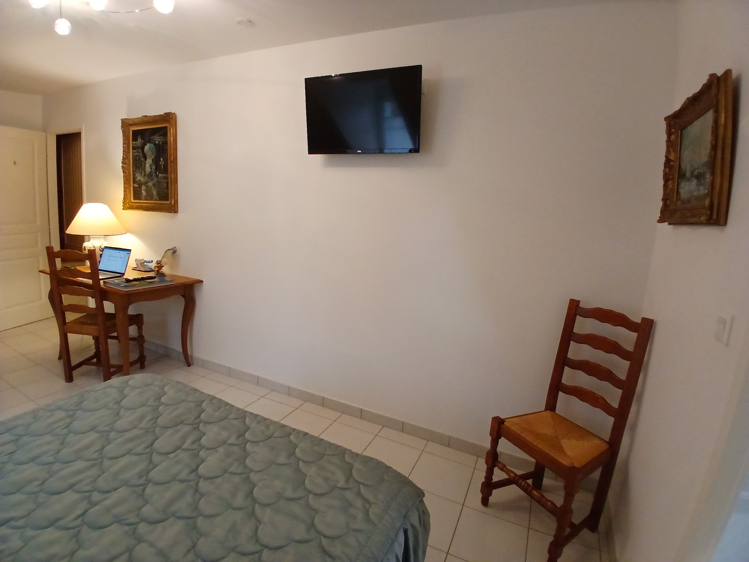 CHAMBRE VERTE 2 PERSONNES