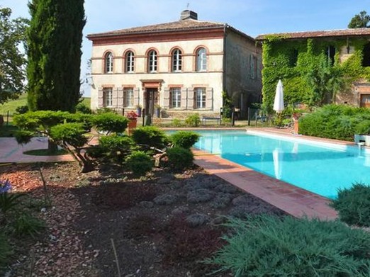 Grande piscine privée