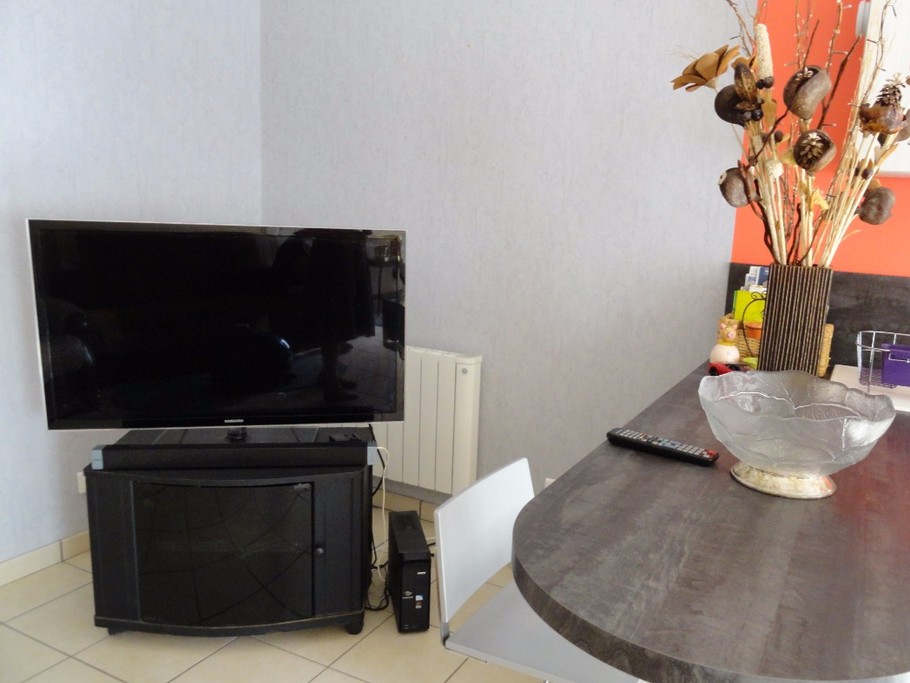 Table haute dans la cuisine