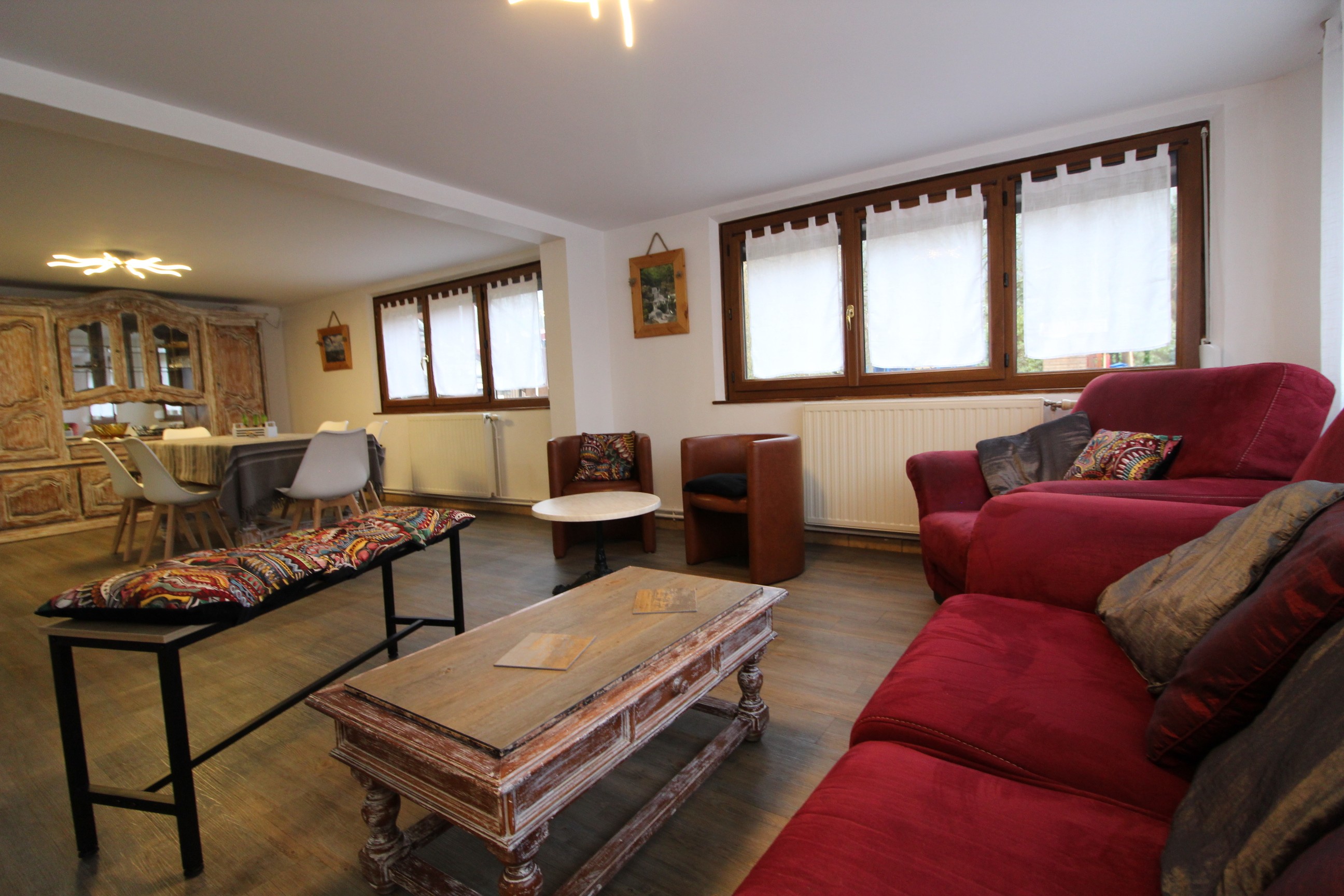 Salon/ séjour - Gîte La Moselotte à Saulxures-sur-Moselotte – Proche Lac & Voie Verte
