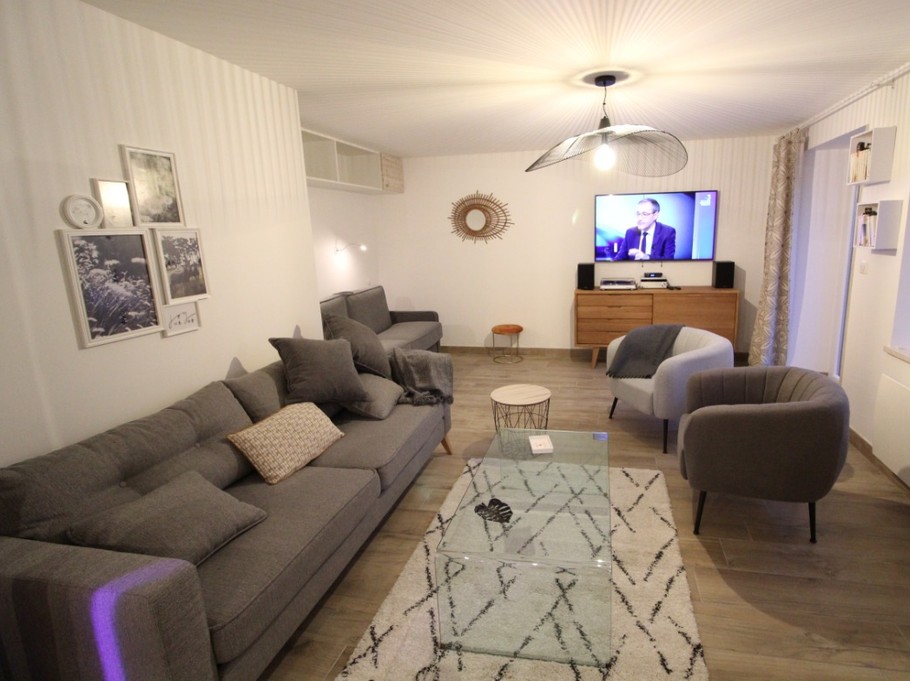 Grand Salon Télévision - Au Gite des Mazes