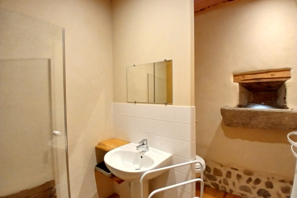 Maison vigneronne - Champdieu - Salle d'eau