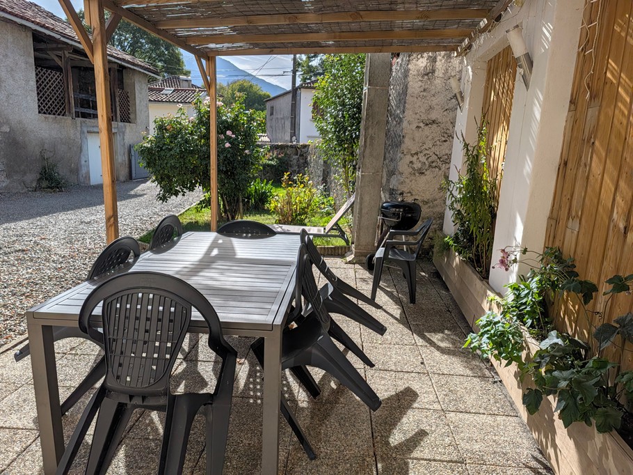 Entrance to the ‘L’Alouette’ holiday cottage, Bagiry, Haute-Garonne
