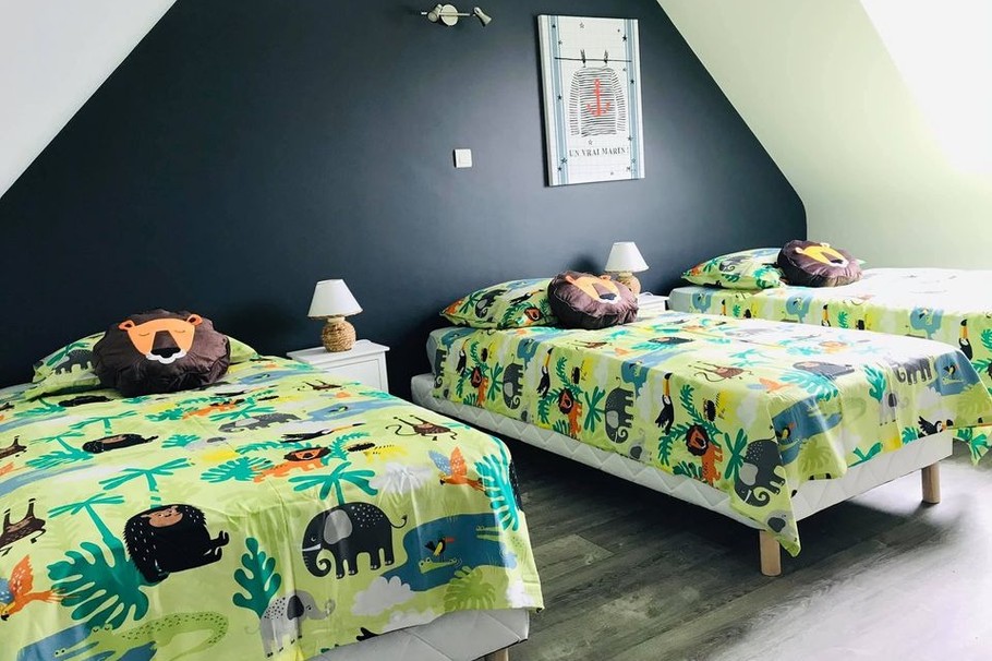 Chambre avec 3 lits 90