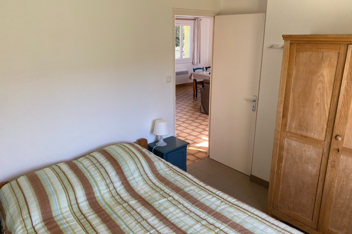 Chambre RDC (vue 2)