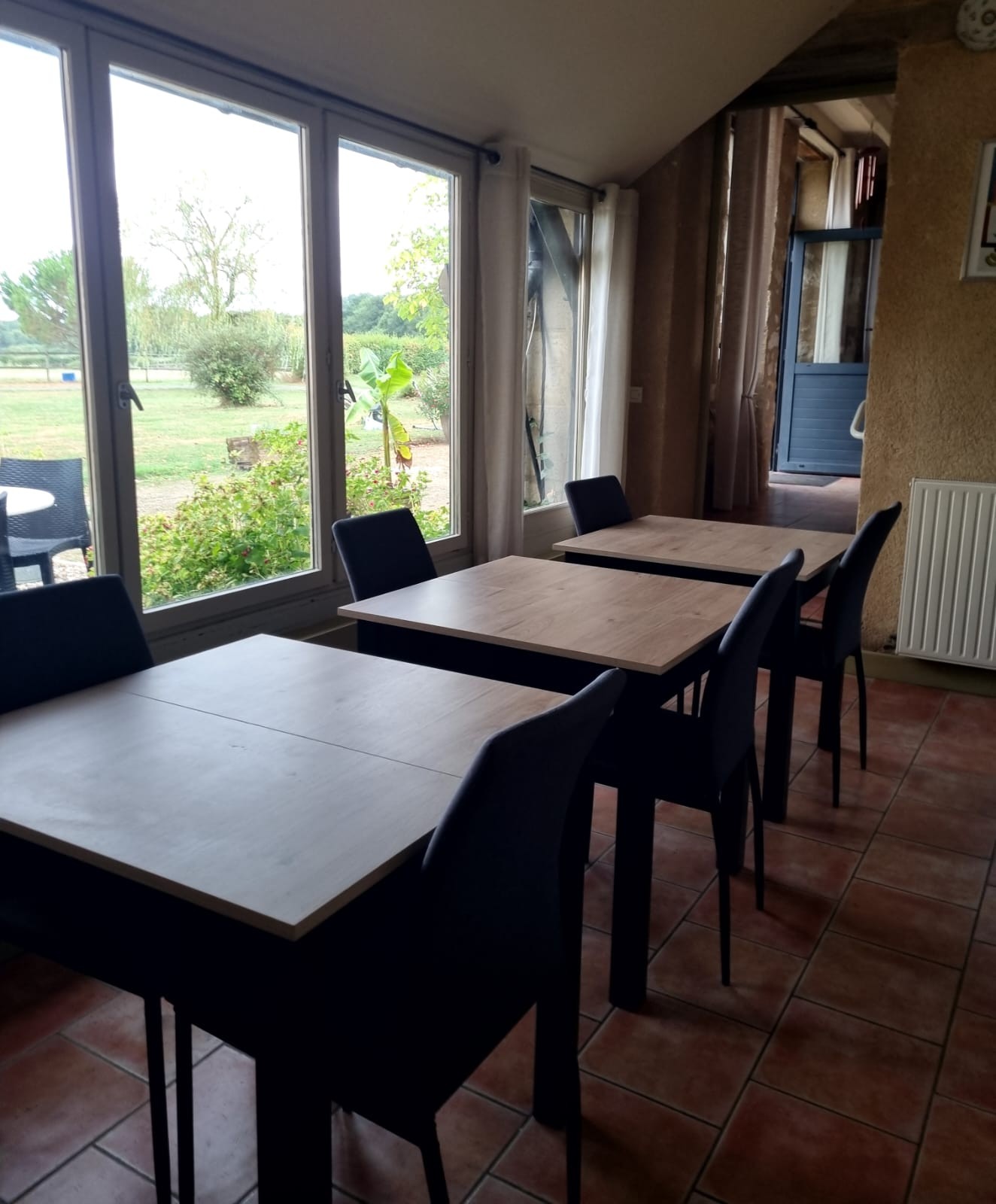 Salle à manger avec vue sur le Parc