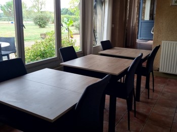 Salle à manger avec vue sur le Parc