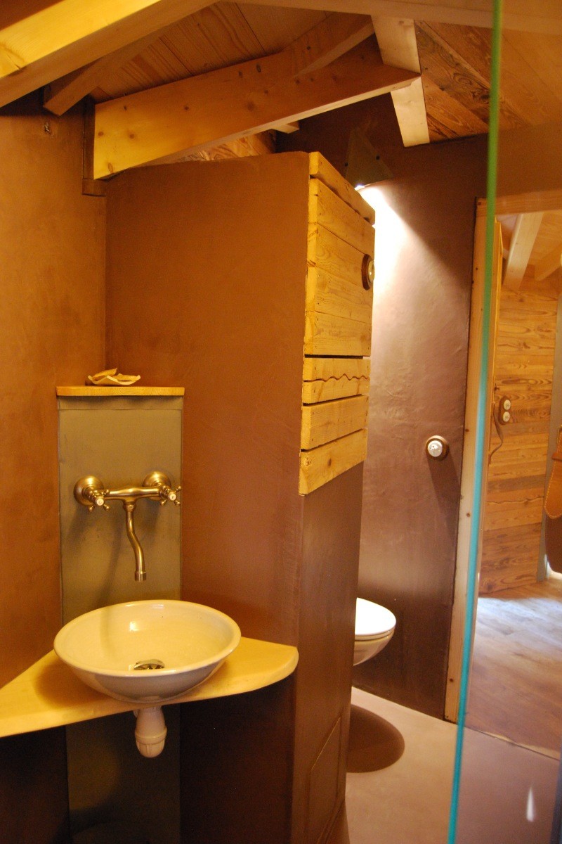 Salle de bain cabane "La Trafolle"