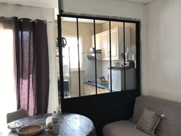 pièce à vivre avec grande verrière