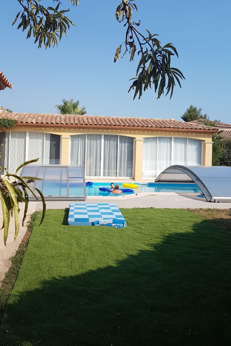 la piscine vue d'ensemble