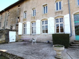 Maison d’Hôtes de Charme du XVIIIᵉ siècle, à Maizières