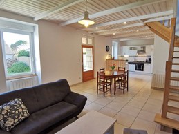 Pièce de vie avec cuisine salon séjour