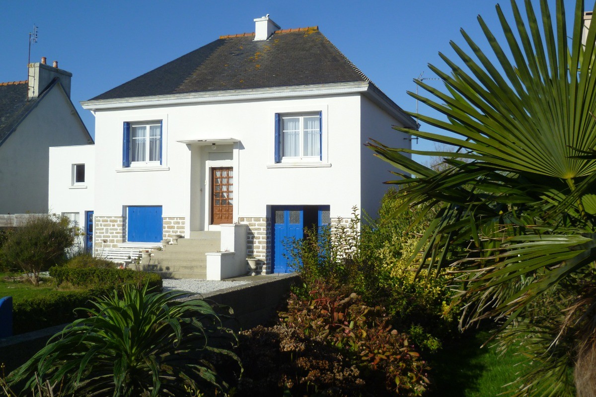 maison avec jardin clos au pied  du phare d'Eckmühl
