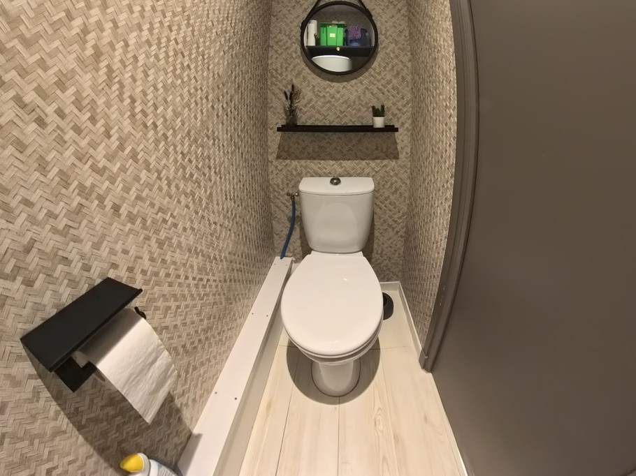 toilettes   séparées