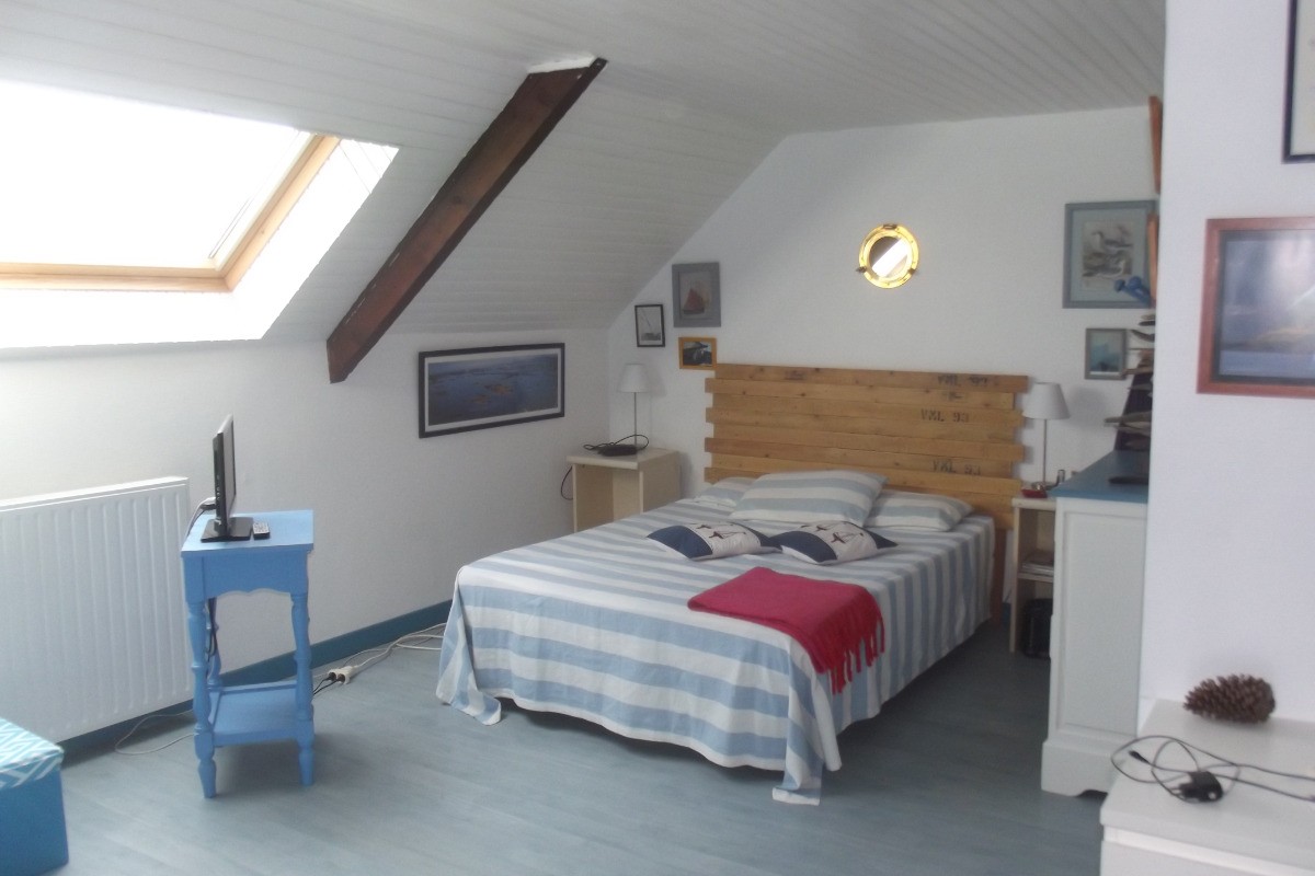 Chambre côté lit 2 personnes