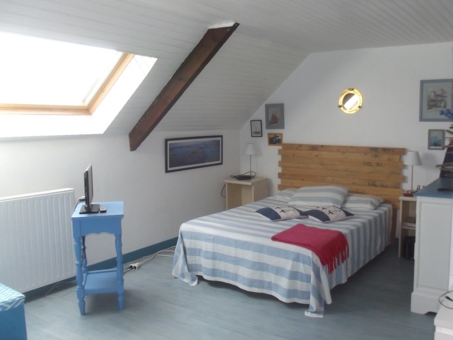 Chambre côté lit 2 personnes