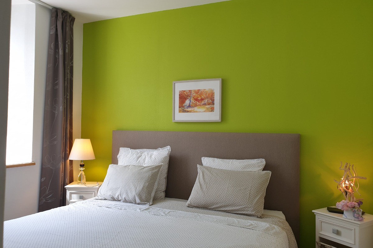 chambre plain pied. Lit de 180cm composé de 2 lits jumeaux, matelas grand confort