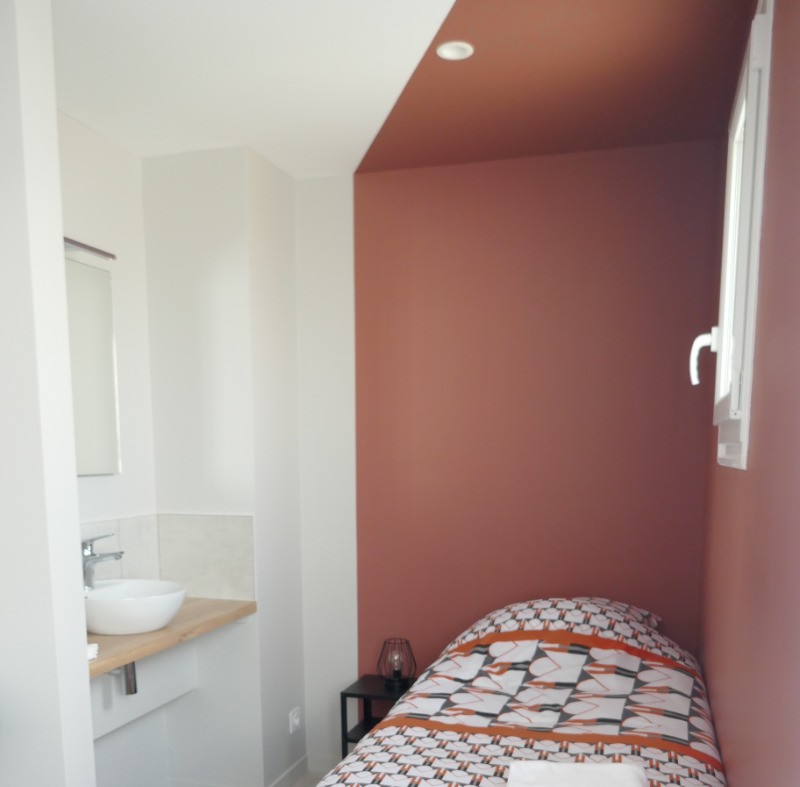 Chambre avec 1 lit en 160 + 1 lit en 90 au niveau 1